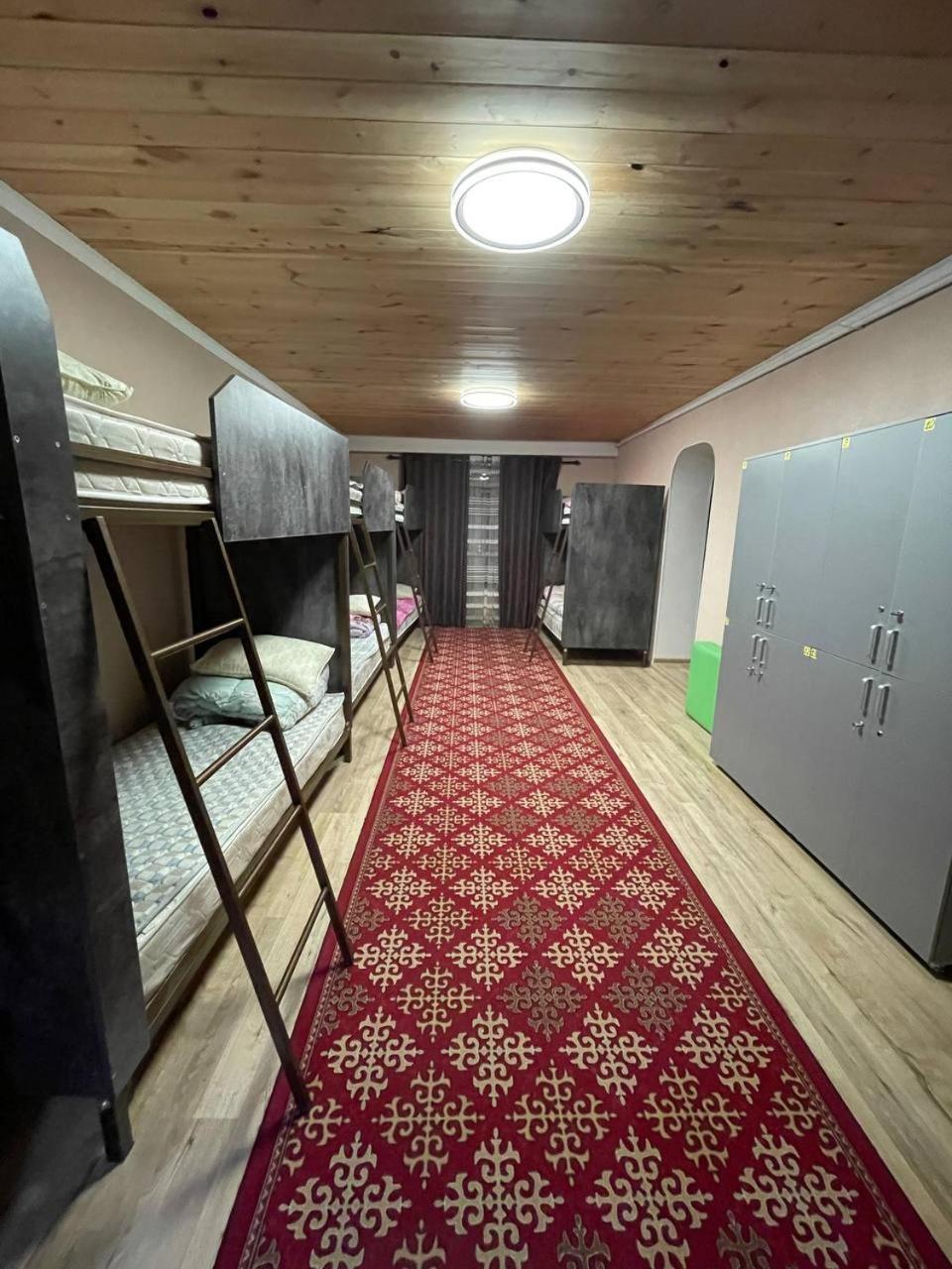 Butik - Otel Kantis Karakol Bagian luar foto